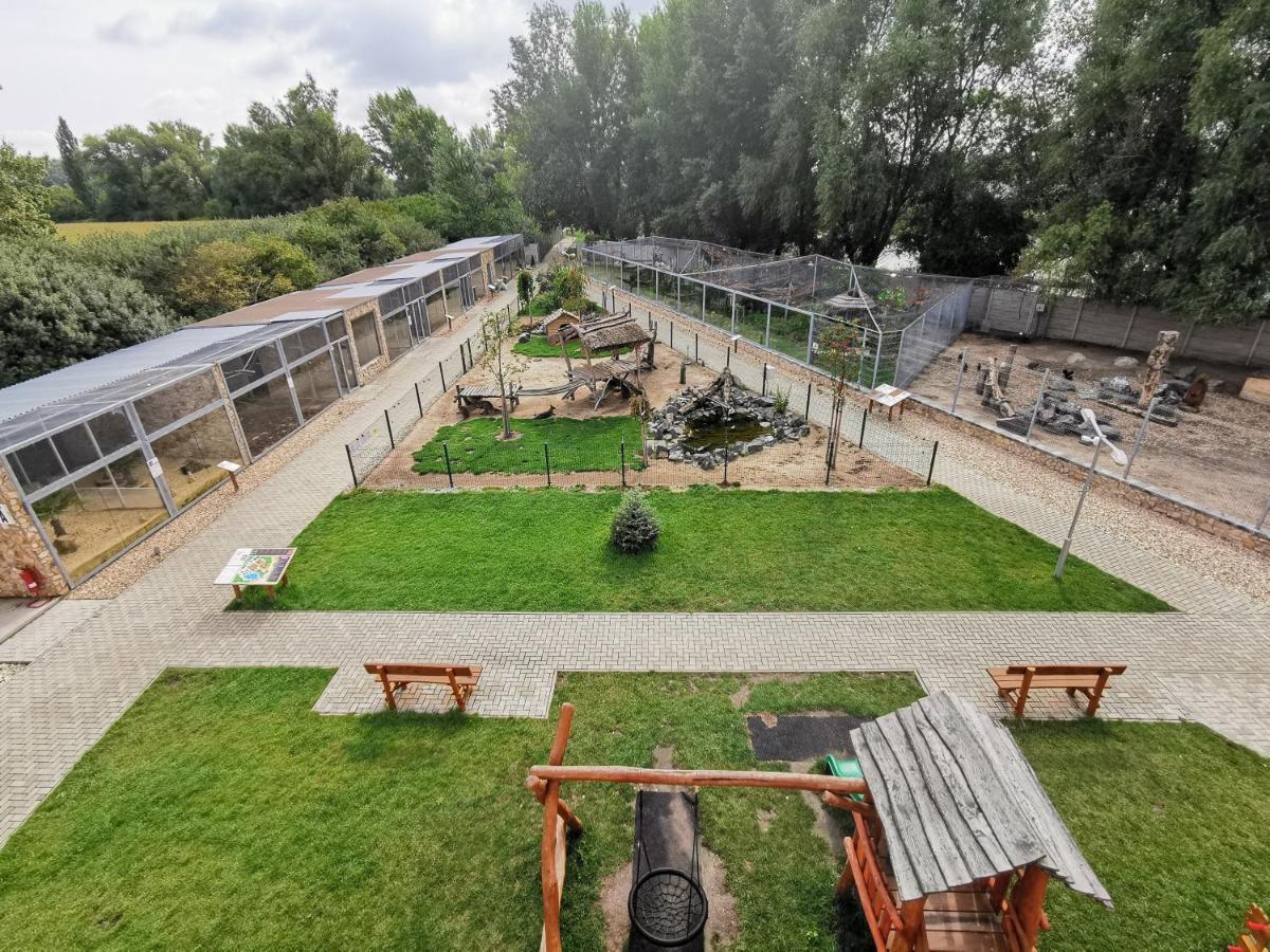 Malkia Penzion Orechová Potôň Exterior foto